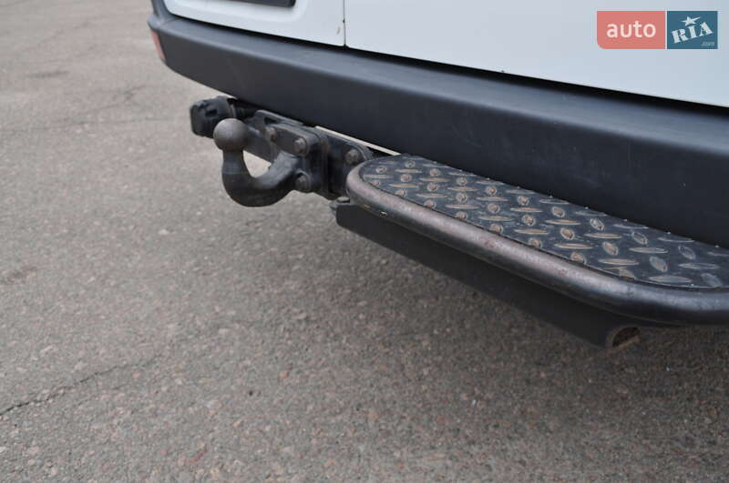 Грузовой фургон Volkswagen Crafter 2014 в Киеве