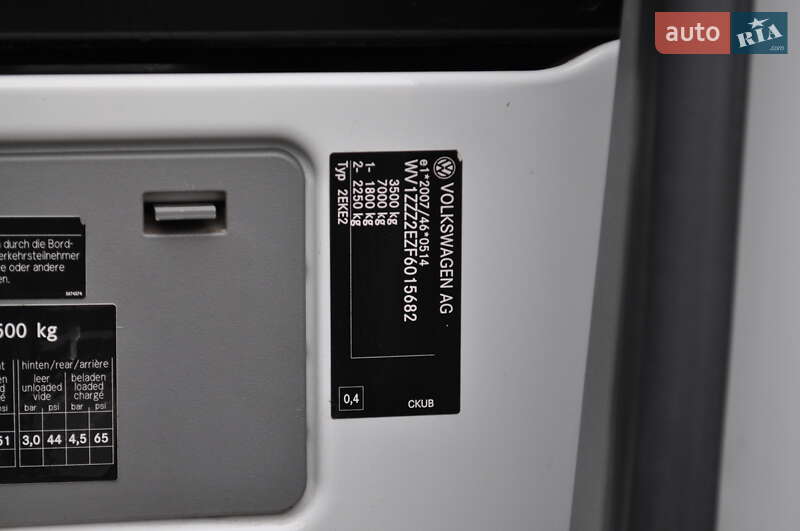 Грузовой фургон Volkswagen Crafter 2014 в Киеве