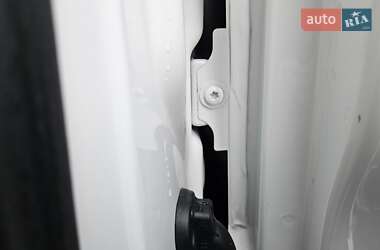 Грузовой фургон Volkswagen Crafter 2021 в 