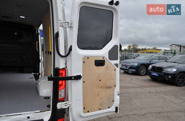 Грузовой фургон Volkswagen Crafter 2020 в 