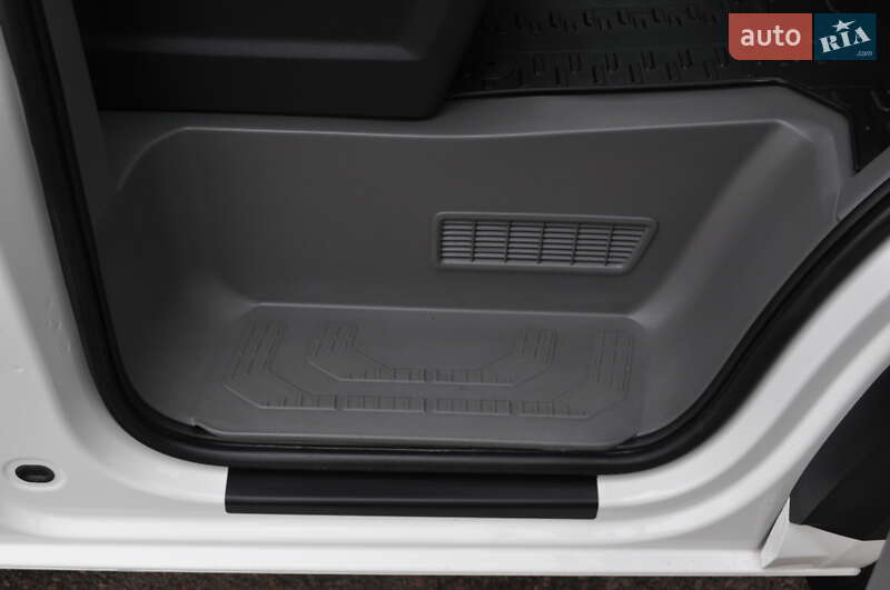 Грузовой фургон Volkswagen Crafter 2020 в Киеве