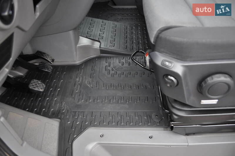 Грузовой фургон Volkswagen Crafter 2020 в Киеве