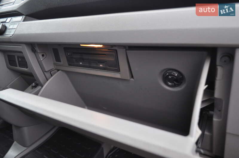 Грузовой фургон Volkswagen Crafter 2020 в Киеве