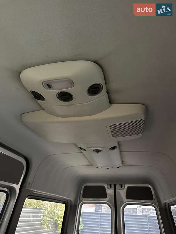 Микроавтобус Volkswagen Crafter 2012 в Киеве