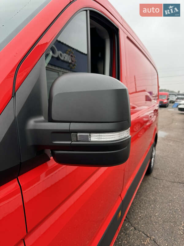 Грузовой фургон Volkswagen Crafter 2019 в Киеве