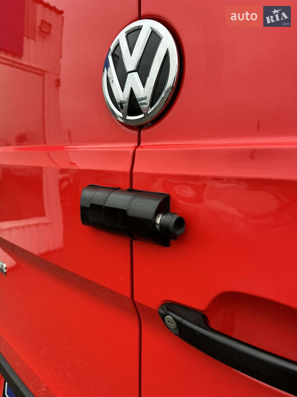 Грузовой фургон Volkswagen Crafter 2019 в Киеве
