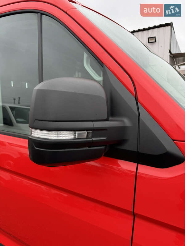 Грузовой фургон Volkswagen Crafter 2019 в Киеве