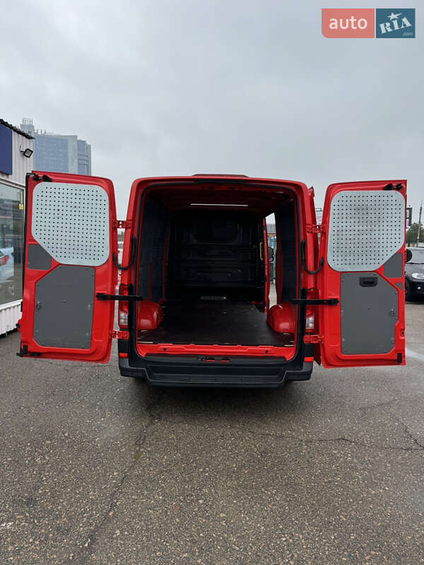 Грузовой фургон Volkswagen Crafter 2019 в Киеве