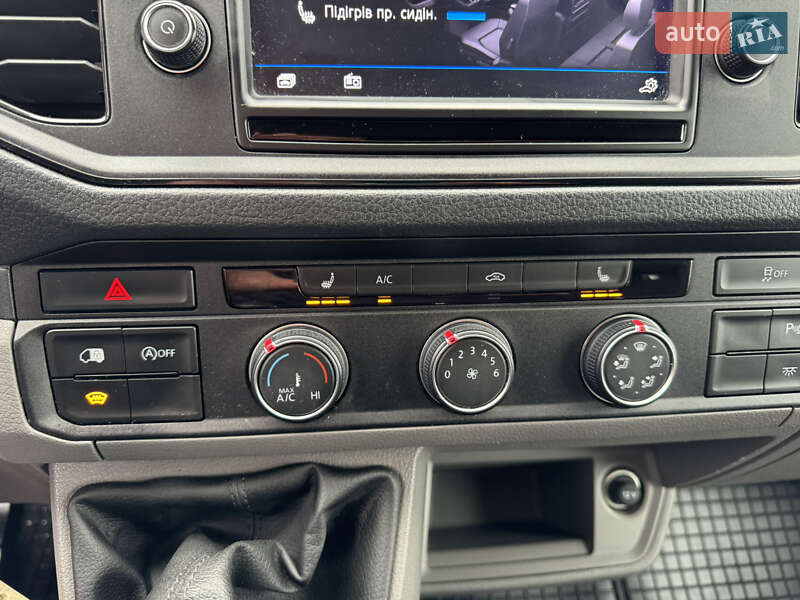 Грузовой фургон Volkswagen Crafter 2019 в Киеве