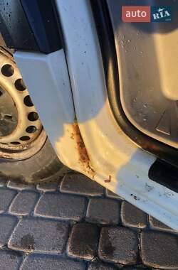 Грузовой фургон Volkswagen Crafter 2011 в 