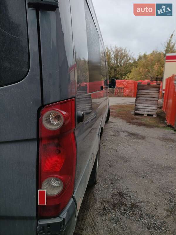Грузопассажирский фургон Volkswagen Crafter 2009 в Кельменцах