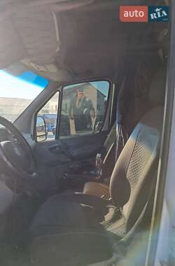 Грузовой фургон Volkswagen Crafter 2011 в 