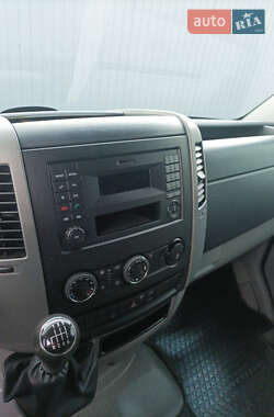 Грузовой фургон Volkswagen Crafter 2015 в 