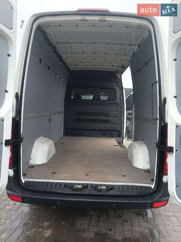 Грузовой фургон Volkswagen Crafter 2015 в Николаеве