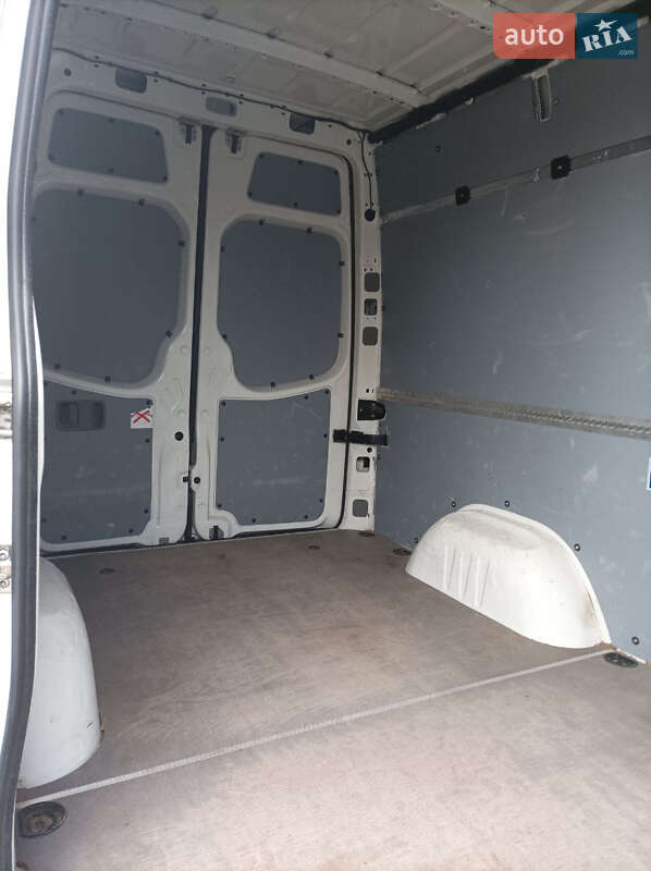 Грузовой фургон Volkswagen Crafter 2015 в Николаеве