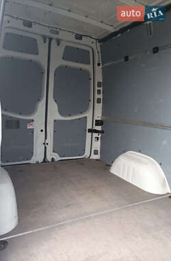 Грузовой фургон Volkswagen Crafter 2015 в 