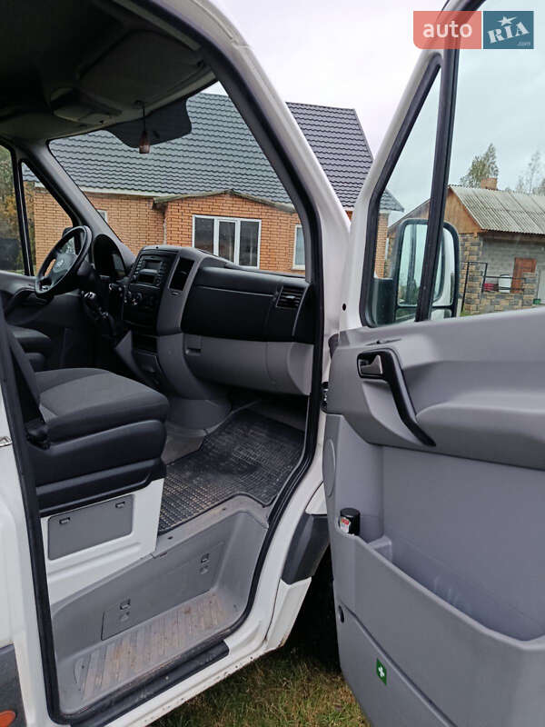 Вантажний фургон Volkswagen Crafter 2016 в Любешові