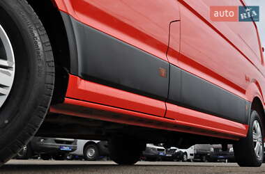 Грузовой фургон Volkswagen Crafter 2019 в 