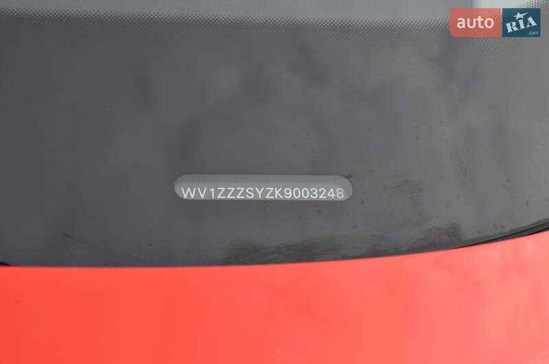 Грузовой фургон Volkswagen Crafter 2019 в Киеве