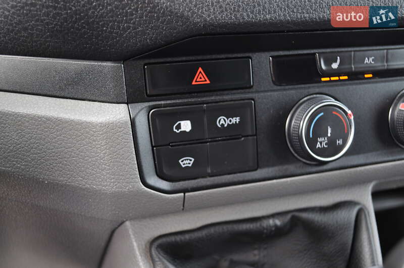 Грузовой фургон Volkswagen Crafter 2019 в Киеве