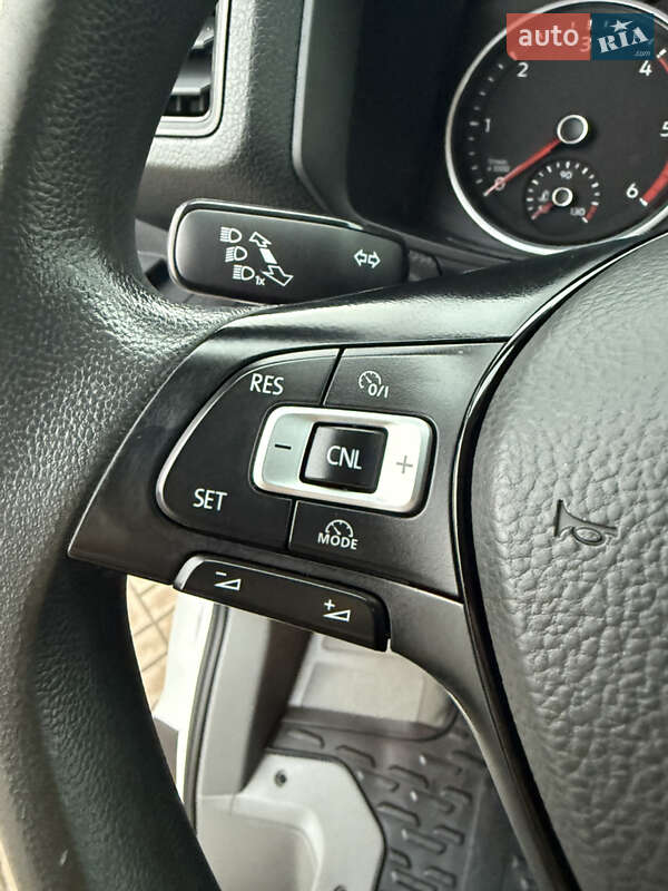 Грузовой фургон Volkswagen Crafter 2021 в Киеве
