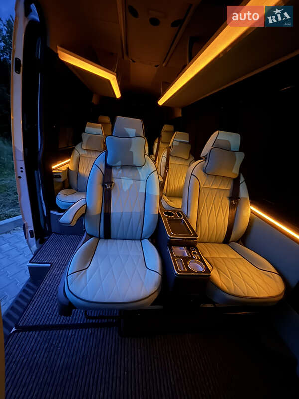 Микроавтобус Volkswagen Crafter 2016 в Луцке