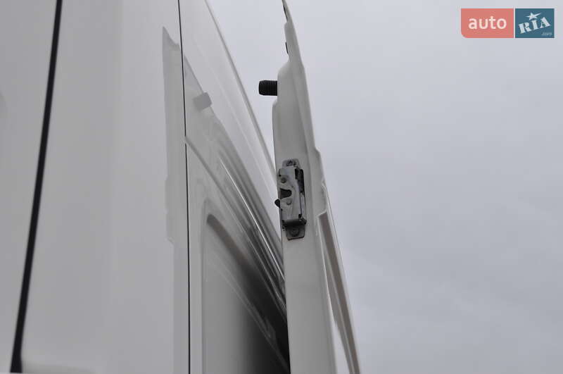 Вантажний фургон Volkswagen Crafter 2021 в Києві