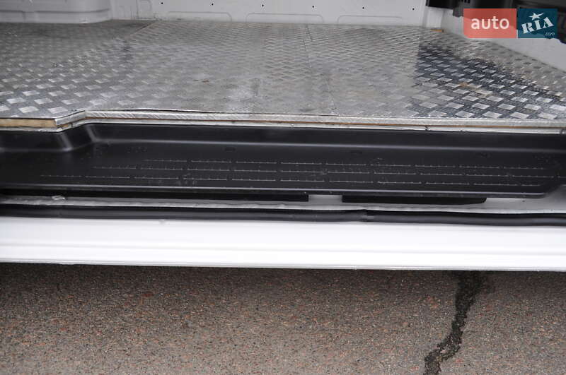 Вантажний фургон Volkswagen Crafter 2021 в Києві