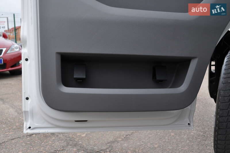 Вантажний фургон Volkswagen Crafter 2021 в Києві