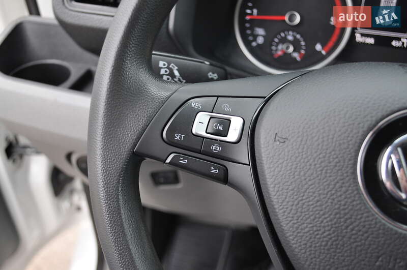 Вантажний фургон Volkswagen Crafter 2021 в Києві