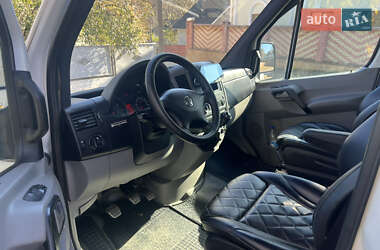 Грузовой фургон Volkswagen Crafter 2013 в  фото 8 Грузовой фургон Volkswagen Crafter 2013 в