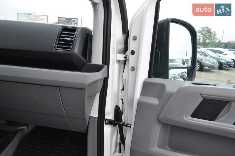 Вантажний фургон Volkswagen Crafter 2021 в Києві фото 39 Вантажний фургон Volkswagen Crafter 2021 в Києві