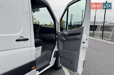 Вантажний фургон Volkswagen Crafter 2015 в 