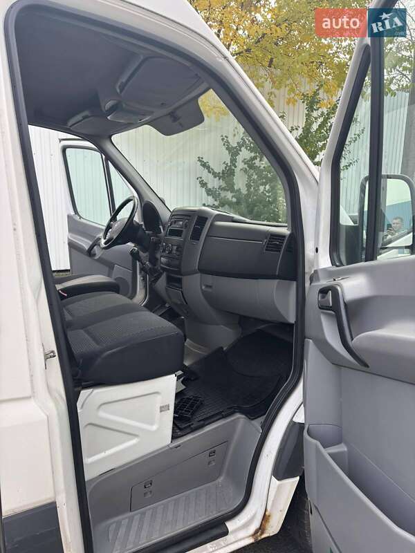 Вантажний фургон Volkswagen Crafter 2011 в Києві фото 3 Вантажний фургон Volkswagen Crafter 2011 в Києві