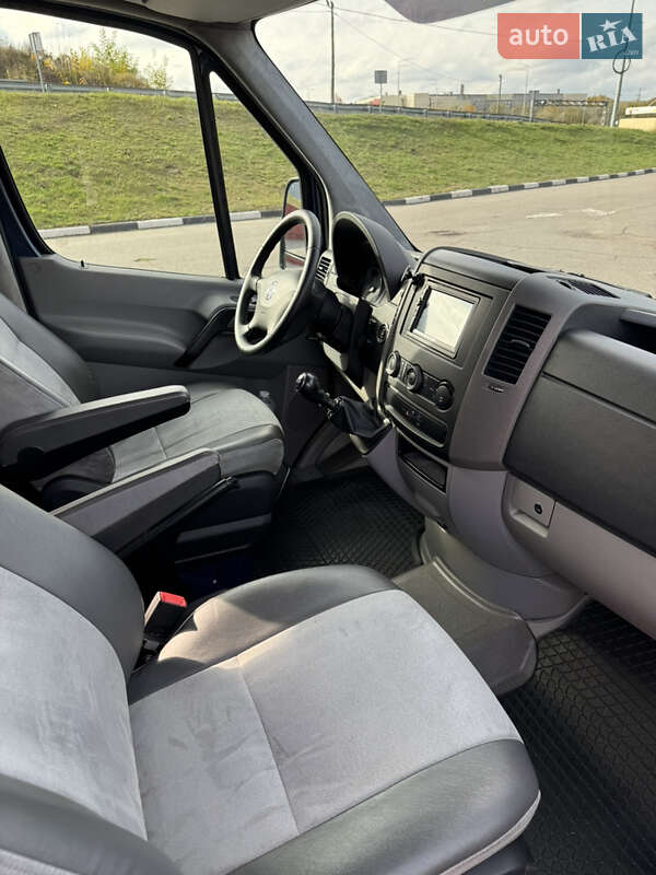 Мобільний будинок Volkswagen Crafter 2011 в Києві фото 28 Мобільний будинок Volkswagen Crafter 2011 в Києві