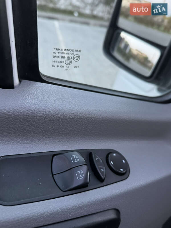 Вантажний фургон Volkswagen Crafter 2015 в Луцьку фото 11 Вантажний фургон Volkswagen Crafter 2015 в Луцьку