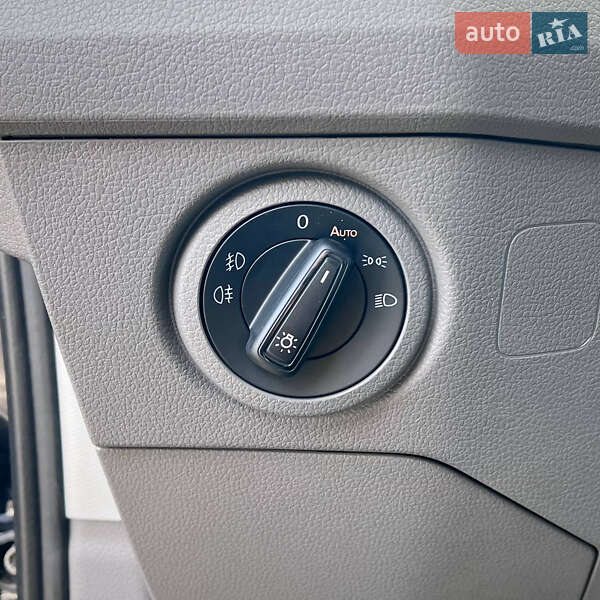 Вантажний фургон Volkswagen Crafter 2020 в Києві