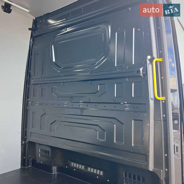 Вантажний фургон Volkswagen Crafter 2020 в Києві