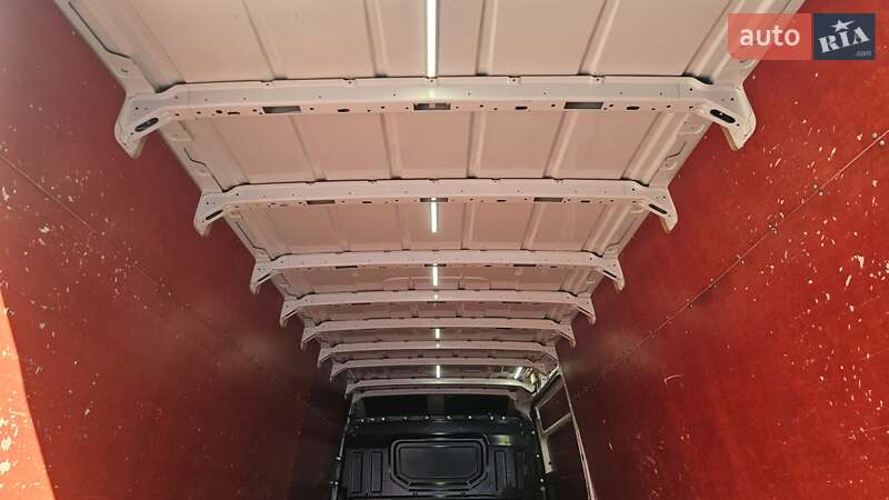 Вантажний фургон Volkswagen Crafter 2022 в Радомишлі