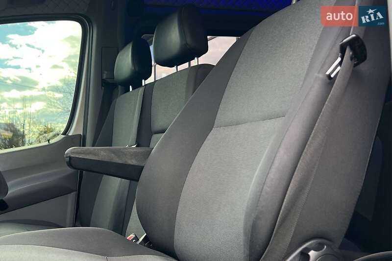 Вантажопасажирський фургон Volkswagen Crafter 2014 в Івано-Франківську фото 10 Вантажопасажирський фургон Volkswagen Crafter 2014 в Івано-Франківську