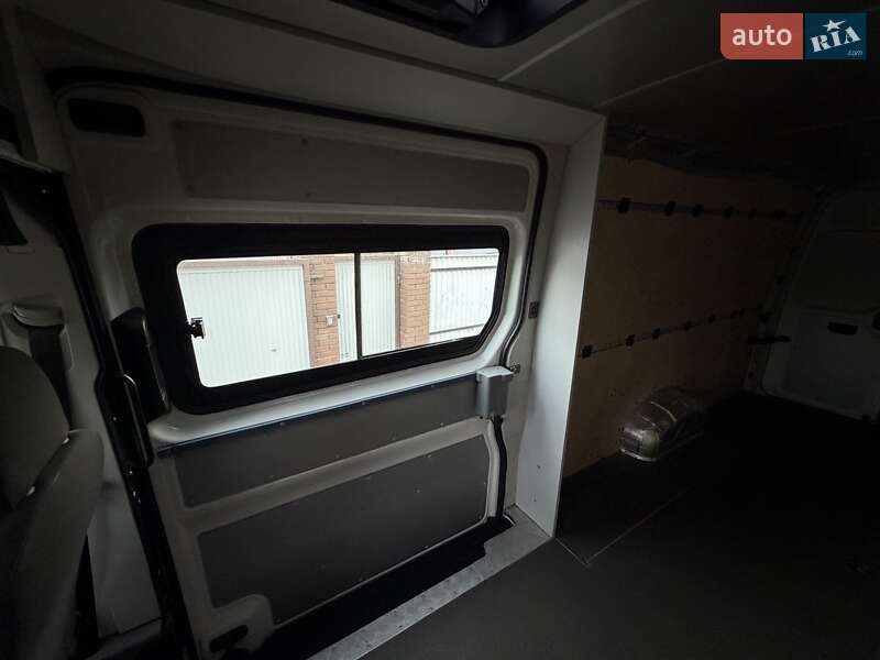 Вантажний фургон Volkswagen Crafter 2018 в Чернівцях