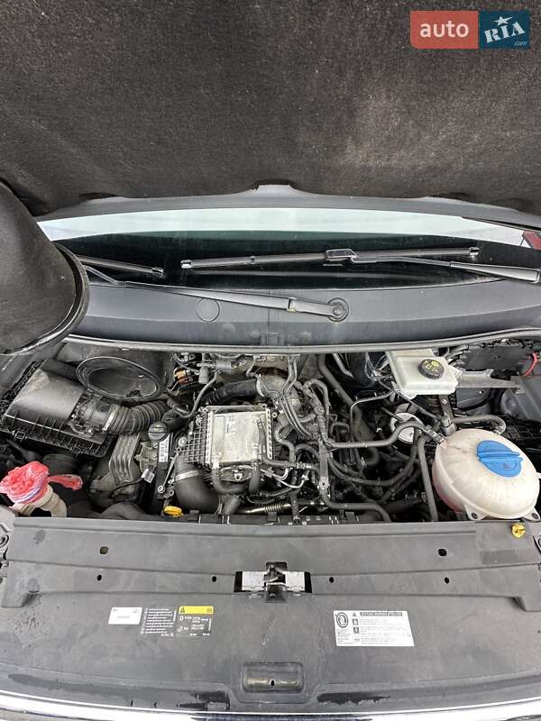 Вантажопасажирський фургон Volkswagen Crafter 2018 в Білогородці