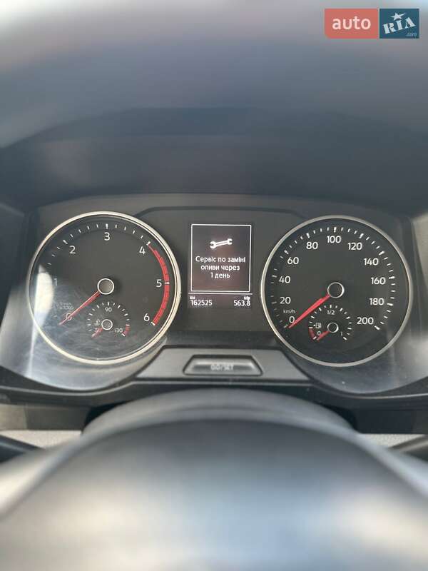 Вантажопасажирський фургон Volkswagen Crafter 2018 в Білогородці