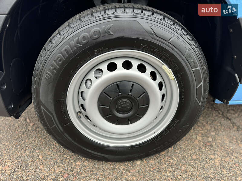 Грузовой фургон Volkswagen Crafter 2021 в Киеве