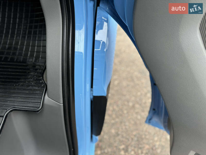 Грузовой фургон Volkswagen Crafter 2021 в Киеве