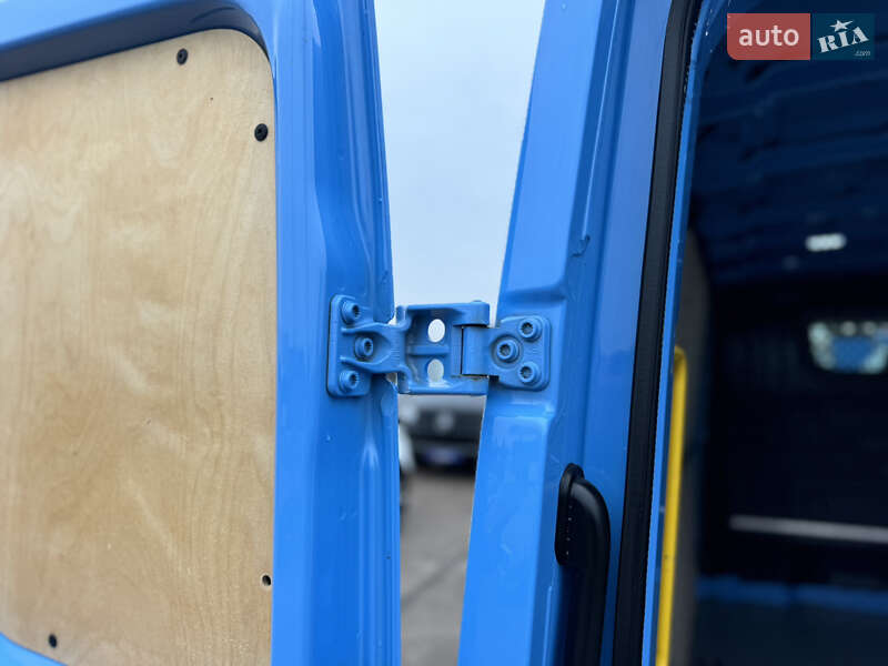 Грузовой фургон Volkswagen Crafter 2021 в Киеве