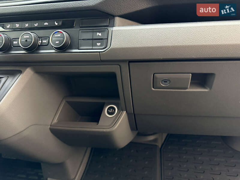 Грузовой фургон Volkswagen Crafter 2018 в Тячеве фото 36 Грузовой фургон Volkswagen Crafter 2018 в Тячеве