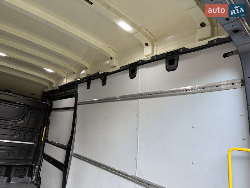 Грузовой фургон Volkswagen Crafter 2018 в Тячеве фото 47 Грузовой фургон Volkswagen Crafter 2018 в Тячеве