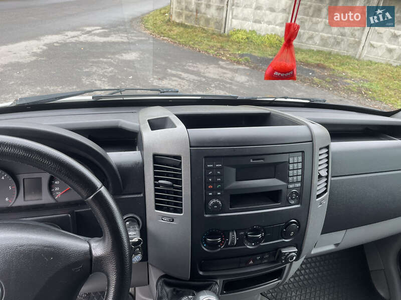 Мікроавтобус Volkswagen Crafter 2014 в Хусті