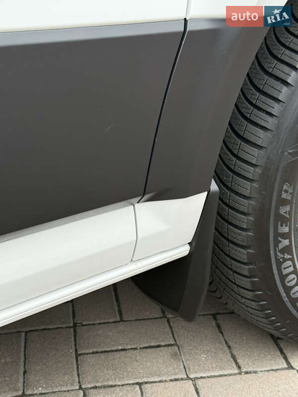 Грузовой фургон Volkswagen Crafter 2021 в Киеве